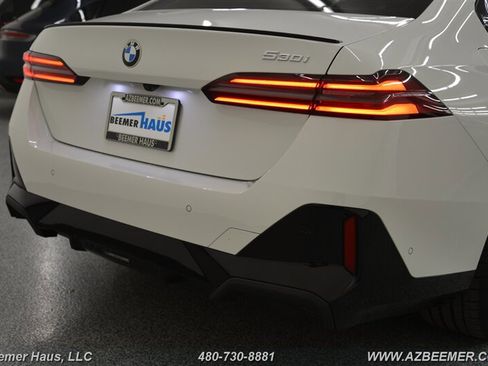 Used 2026 BMW 530i w/ M Sport Package image 43