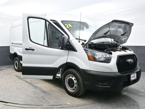 Used 2024 Ford Transit 250 148 Medium Roof image 34
