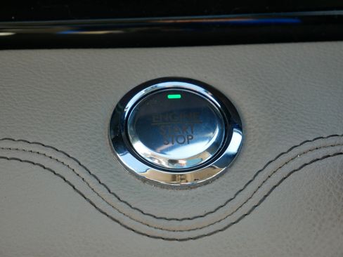 Used 2023 Lincoln Navigator Reserve image 33