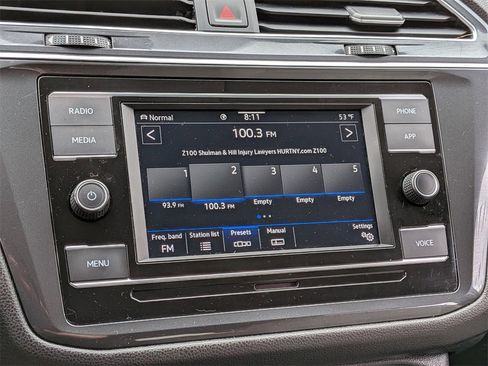 Used 2023 Volkswagen Tiguan S image 17