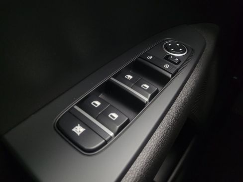 Used 2023 Kia Forte LXS w/ LXS Technology Package FWD image 27