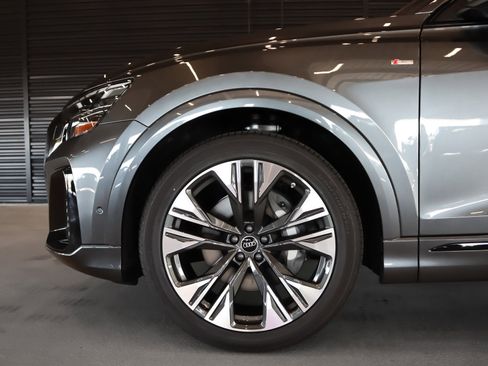 New 2026 Audi Q8 Premium Plus image 5