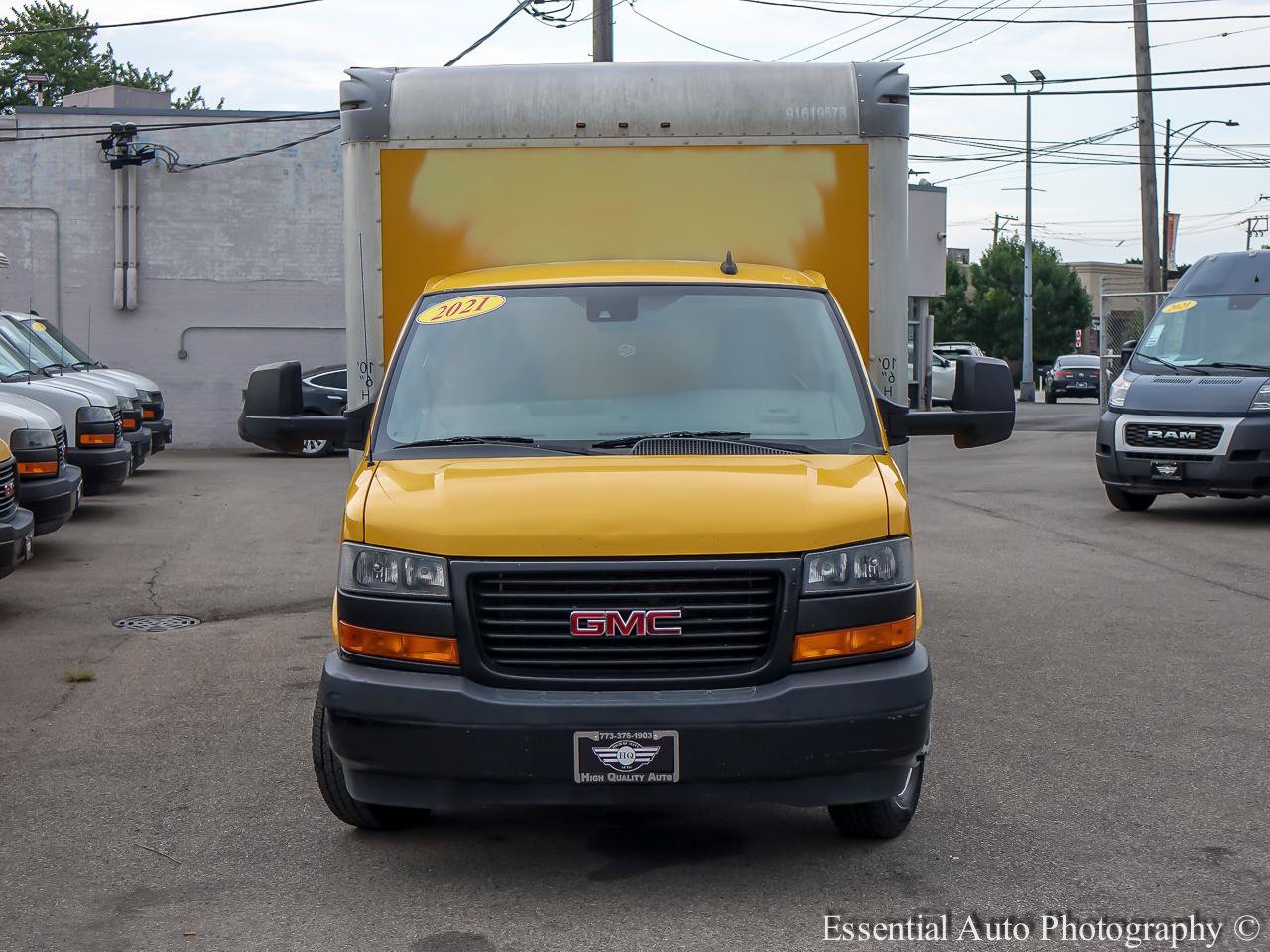 Used 2021 GMC Savana 3500 Extended w/ Power Convenience Package RWD image 4