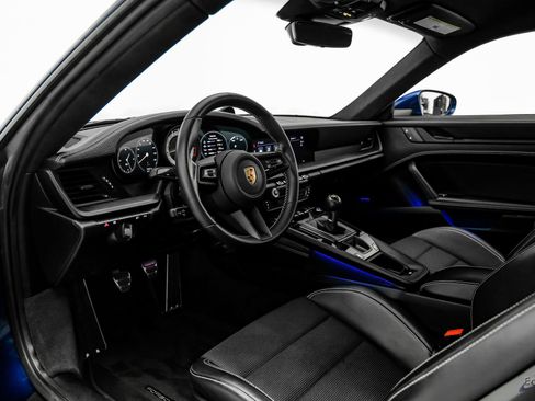 Used 2022 Porsche 911 GT3 image 36