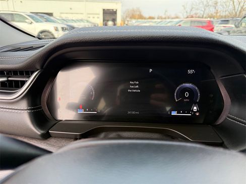 Used 2022 Jeep Grand Cherokee Limited image 23