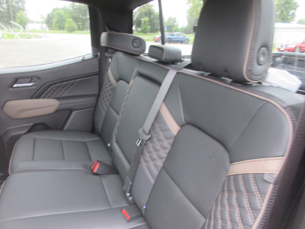 New 2026 GMC Canyon Denali AWD/4WD image 14