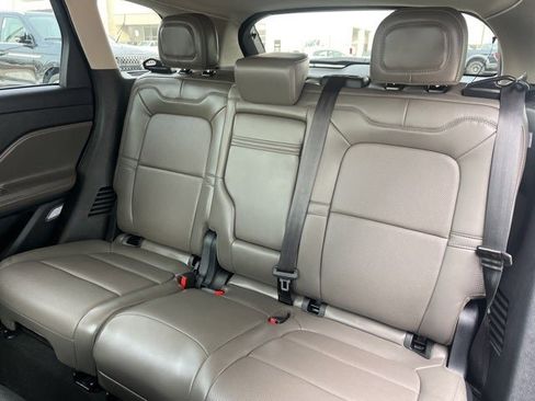 Used 2025 Lincoln Corsair Grand Touring w/ Equipment Group 301A image 13