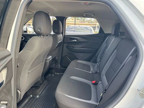 Used 2022 Chevrolet TrailBlazer LT w/ Convenience Package image 23