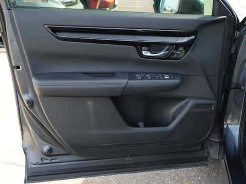 Used 2025 Honda CR-V EX-L image 13