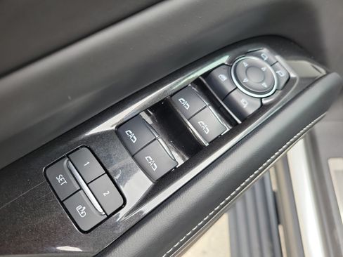 Certified 2024 Cadillac Escalade ESV Sport Platinum w/ LPO, ONYX Package AWD/4WD image 16