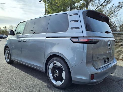 New 2025 Volkswagen ID. Buzz Pro S image 4