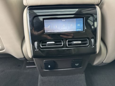 Used 2023 Lincoln Aviator Reserve w/ Equipment Group 201A image 24