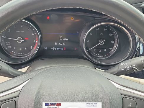 Used 2023 Buick Encore GX Preferred w/ Cold Weather Comfort Package FWD image 22
