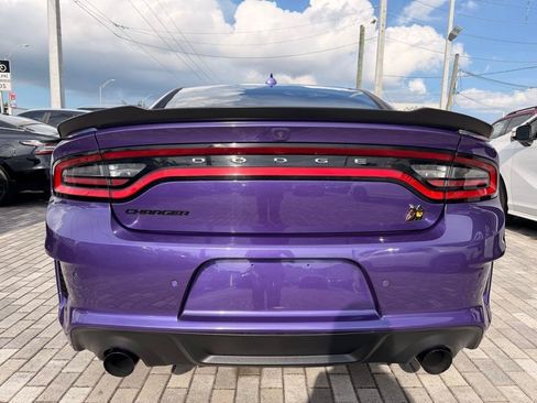 Used 2019 Dodge Charger Scat Pack w/ Navigation & Travel Group RWD image 6
