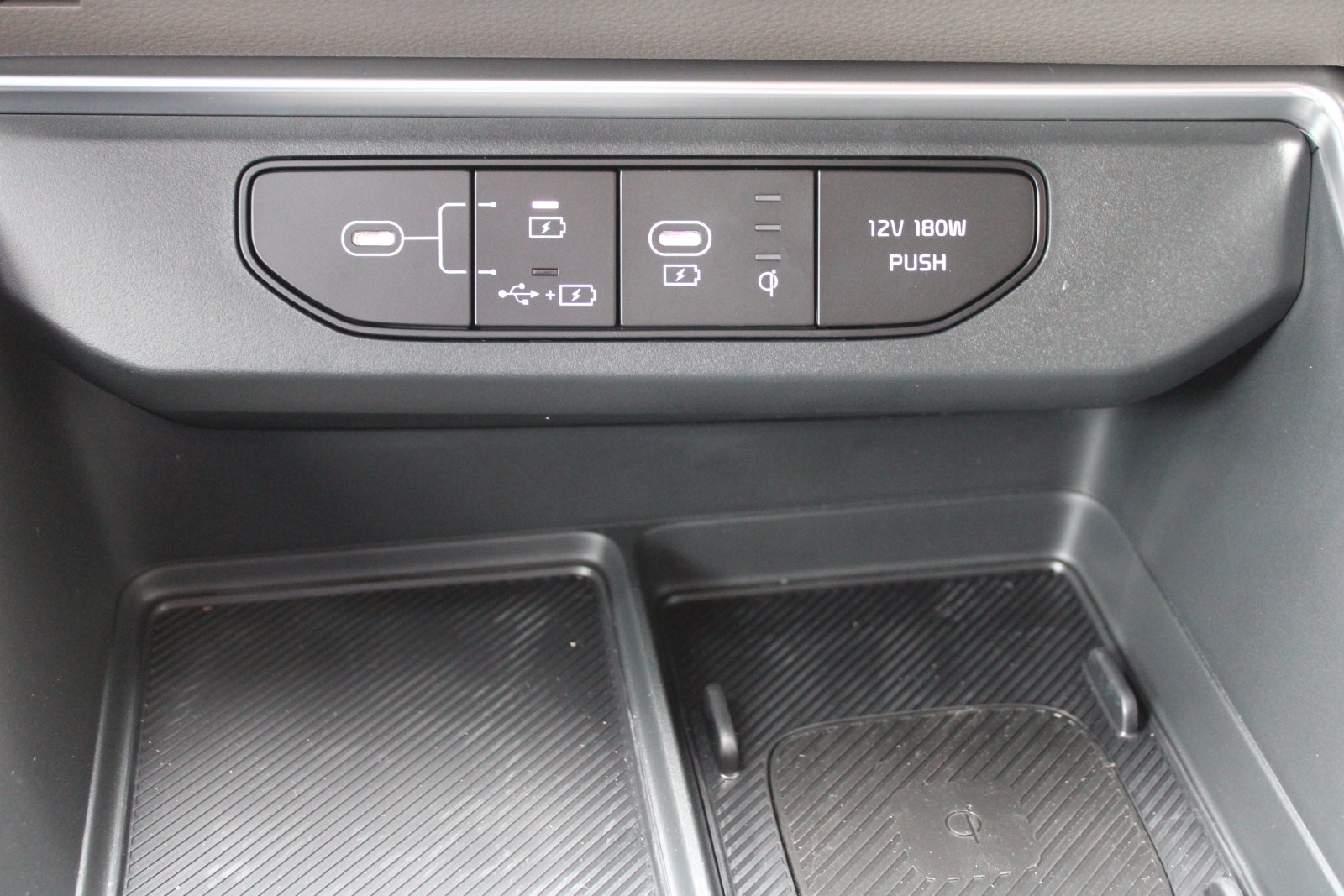 New 2026 Kia Carnival EX FWD image 43