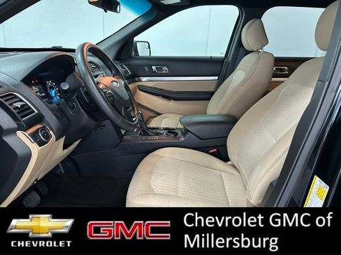 Used 2016 Ford Explorer FWD image 16