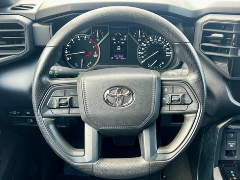 Used 2025 Toyota Tundra SR w/ SR Tow Package AWD/4WD image 9