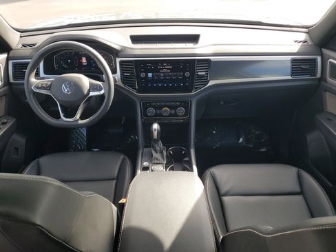 Used 2023 Volkswagen Atlas Cross Sport SEL image 14