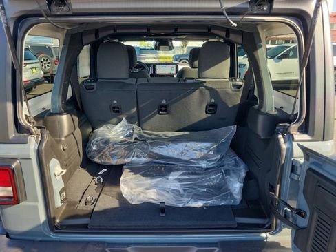 New 2026 Jeep Wrangler Willys AWD/4WD image 8