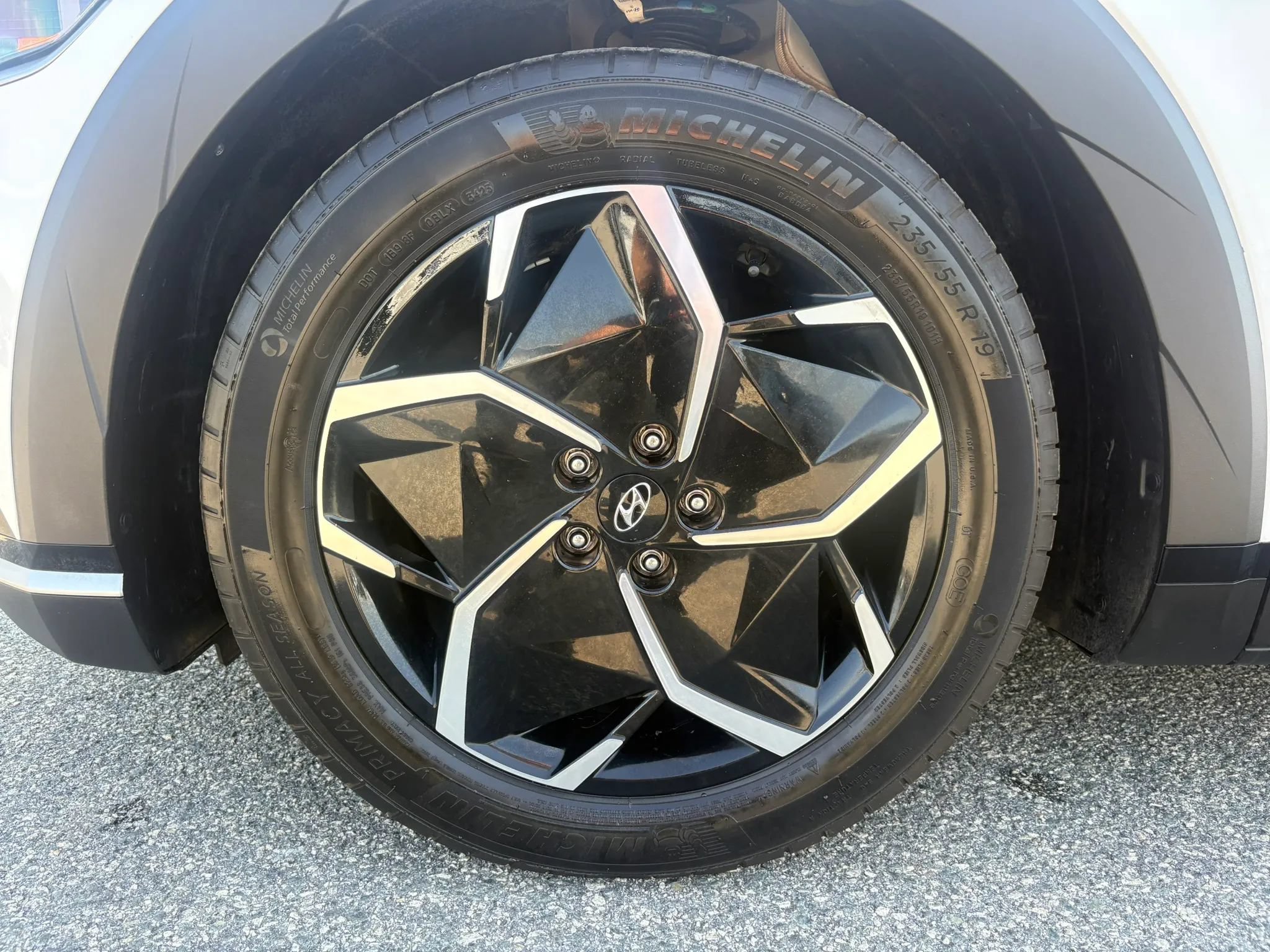 Used 2024 Hyundai Ioniq 5 SEL RWD image 31