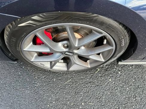 Used 2017 Volkswagen GTI SE FWD image 5