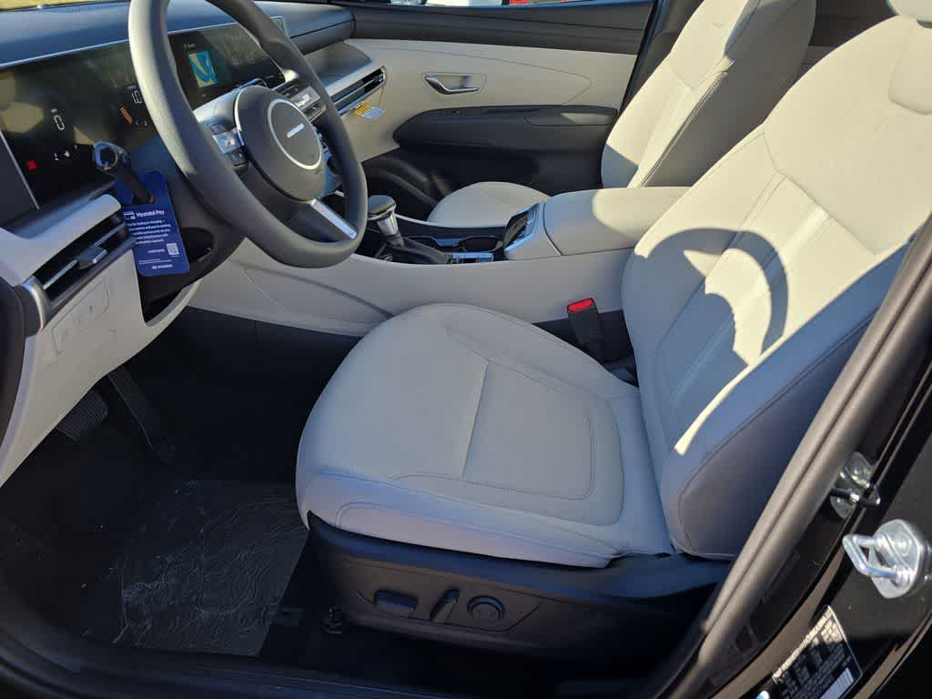 New 2026 Hyundai Tucson SEL FWD image 16