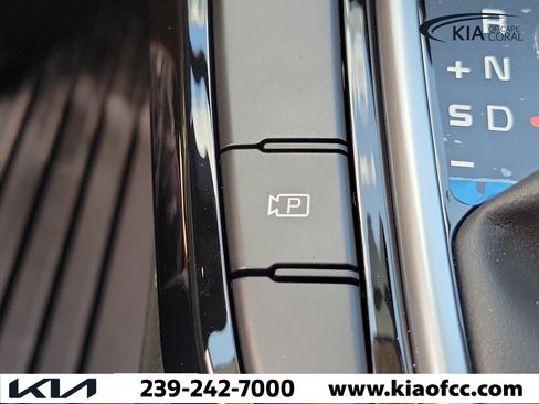 New 2026 Kia Seltos S FWD image 28