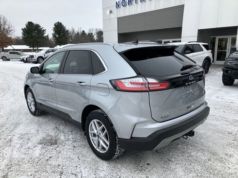 Used 2024 Ford Edge SEL w/ Convenience Package image 8