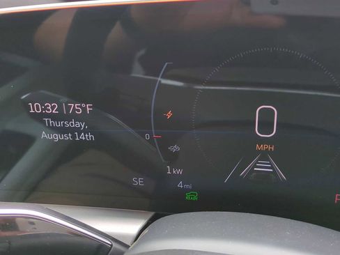 New 2025 Cadillac Lyriq Sport image 17