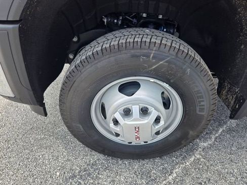 New 2025 GMC Sierra 3500 Pro w/ Convenience Package image 35