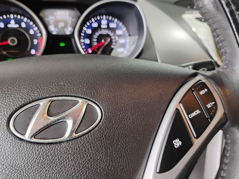 Used 2013 Hyundai Elantra Limited w/ Technology Pkg FWD image 68