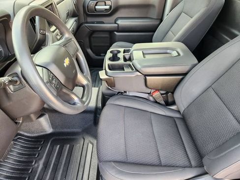 Used 2025 Chevrolet Silverado 1500 W/T w/ WT Safety Package AWD/4WD image 4