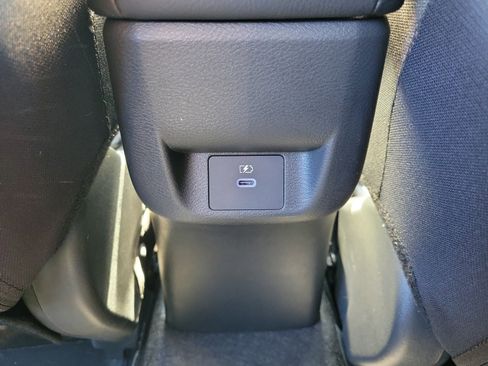 Used 2025 Nissan Versa SV w/ Trunk Package FWD image 10