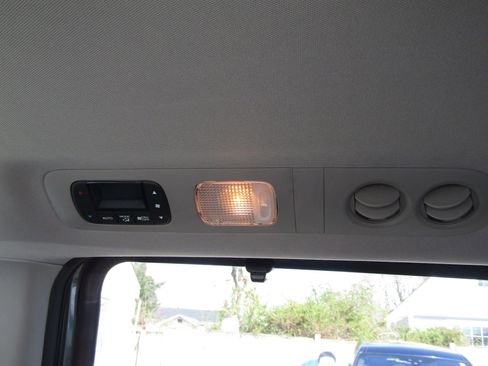 Used 2013 Honda Odyssey EX-L image 22