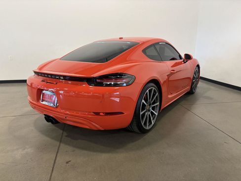Used 2017 Porsche 718 Cayman S RWD image 3