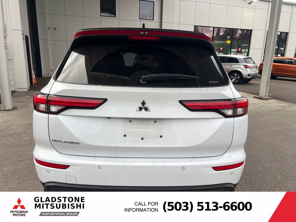 Used 2024 Mitsubishi Outlander SE Black Edition AWD/4WD image 7