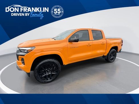 Used 2025 Chevrolet Colorado Z71 w/ Z71 Convenience Package 2 AWD/4WD image 1