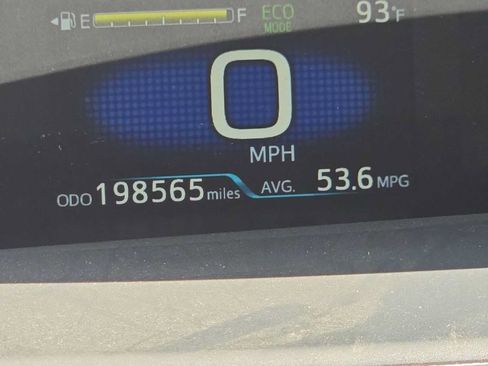 Used 2021 Toyota Prius Prime XLE FWD image 11