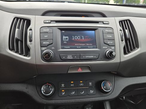 Used 2014 Kia Sportage LX FWD image 27