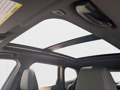 Certified 2025 BMW X1 xDrive28i image 17