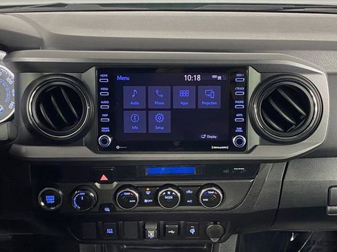 Certified 2023 Toyota Tacoma TRD Off-Road AWD/4WD image 13