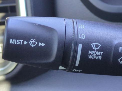 Used 2019 RAM 1500 Laramie image 27