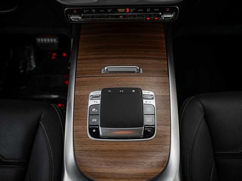 Used 2025 Mercedes-Benz G 63 AMG 4MATIC image 46