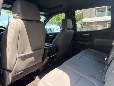 Used 2021 GMC Sierra 1500 SLT image 15