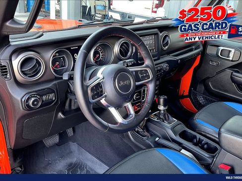Used 2018 Jeep Wrangler Unlimited Rubicon w/ Safety Group AWD/4WD image 14