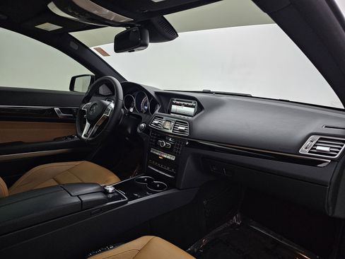Used 2015 Mercedes-Benz E 400 4MATIC Coupe image 16