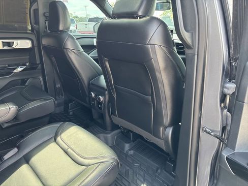 Used 2021 Ford Explorer ST w/ Equipment Group 401A AWD/4WD image 48