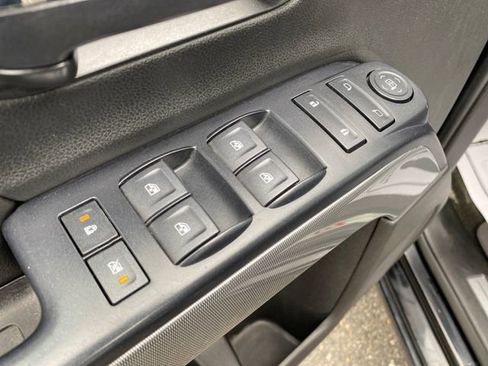 Used 2018 Chevrolet Silverado 1500 LT w/ All Star Edition AWD/4WD image 17
