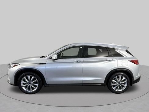 Used 2021 INFINITI QX50 Luxe FWD image 29