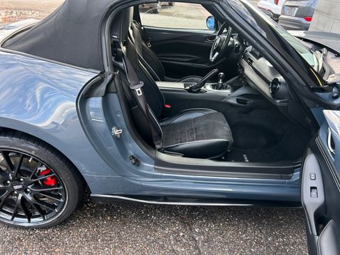 Used 2020 MAZDA MX-5 Miata Club w/ Brembo/BBS Recaro Package image 33